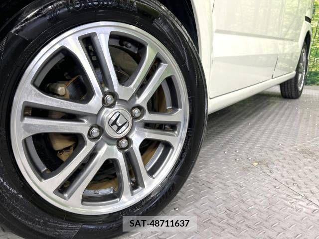 Honda N BOX 2014-02 306554-13