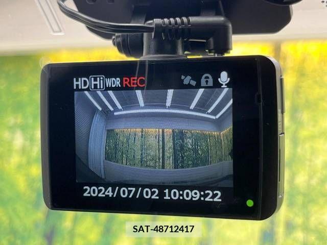 Toyota C-HR 2017-11 378213-5