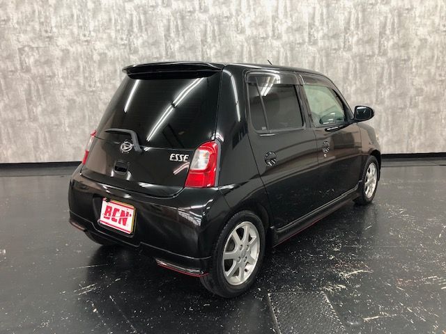 Daihatsu ESSE 2011-03 187702-2