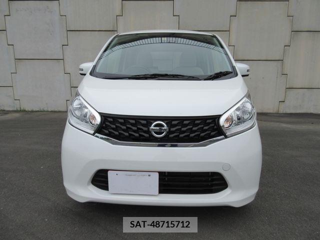 Nissan DAYZ 2015-08 296013-3