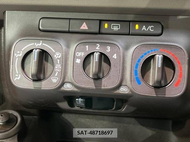 Toyota PASSO 2014-08 281270-5