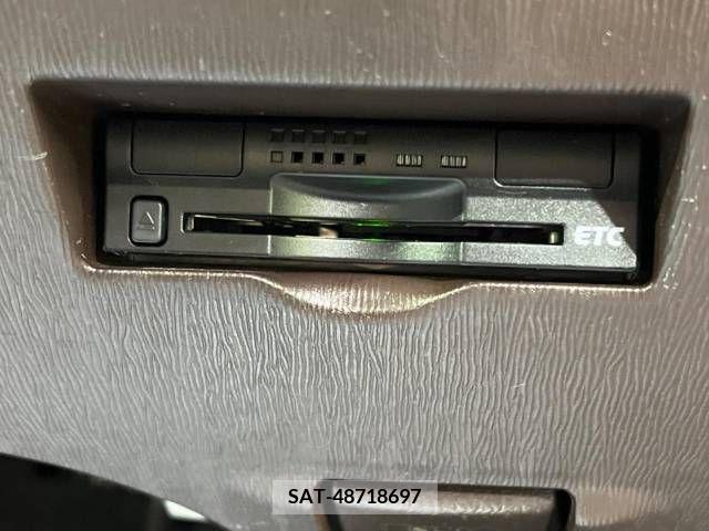Toyota PASSO 2014-08 281270-4