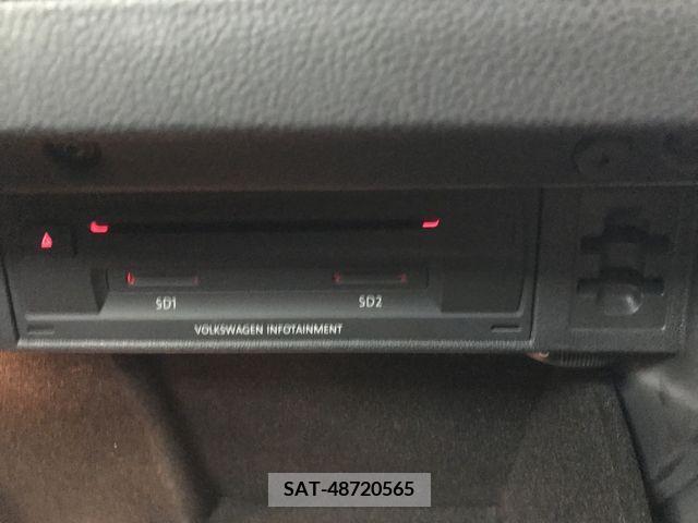 VolksWagen GOLF 2016-01 320291-27