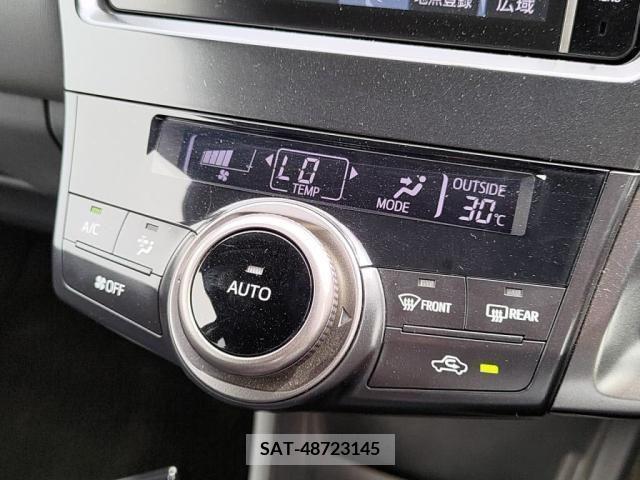 Toyota PRIUS ALPHA 2014-01 386564-13