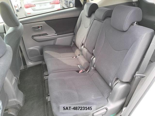 Toyota PRIUS ALPHA 2014-01 386564-22