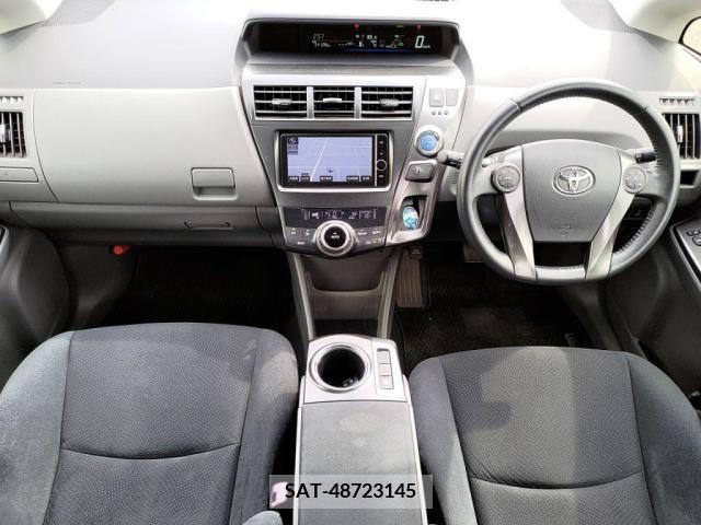 Toyota PRIUS ALPHA 2014-01 386564-2