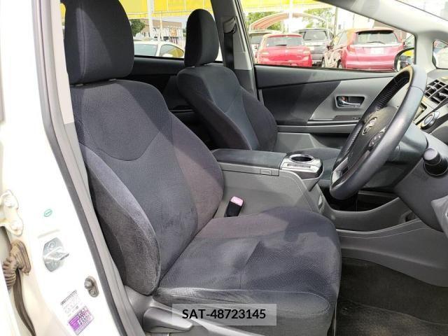 Toyota PRIUS ALPHA 2014-01 386564-20