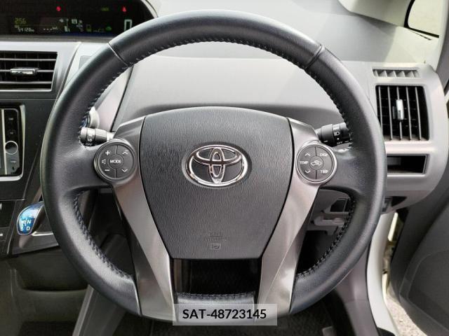 Toyota PRIUS ALPHA 2014-01 386564-19