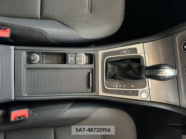 VolksWagen GOLF VARIANT 2016-11 204049-17