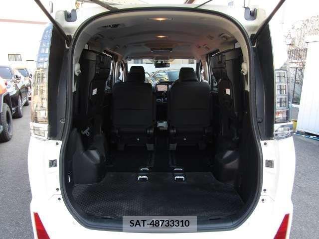 Toyota VOXY 2015-08 215697-7