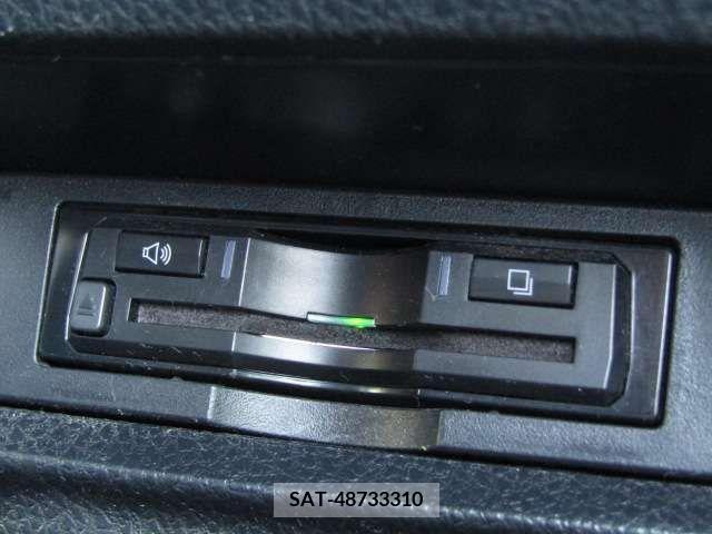 Toyota VOXY 2015-08 215697-15
