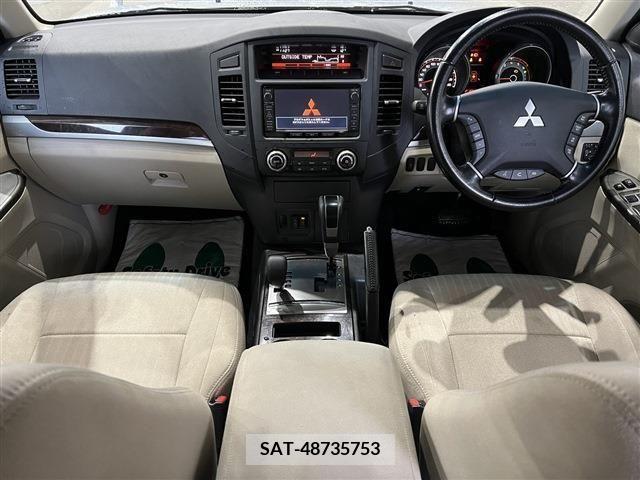 Mitsubishi PAJERO 2013-05 207605-11