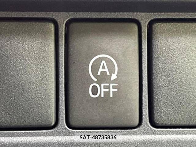 Toyota VOXY 2015-12 341186-6