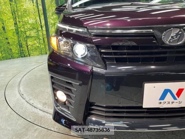 Toyota VOXY 2015-12 341186-11