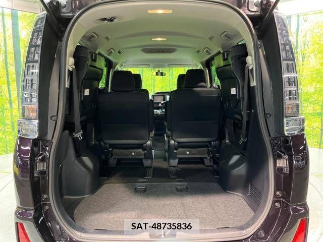 Toyota VOXY 2015-12 341186-10
