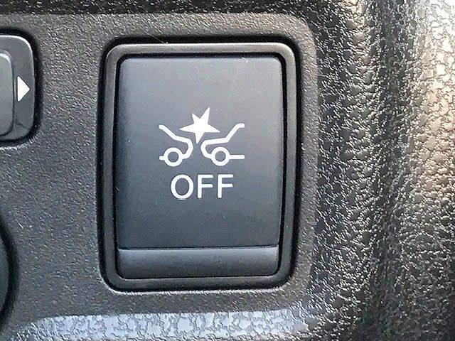 Nissan NOTE 2017-03 13721-16