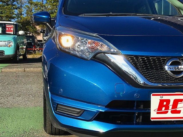 Nissan NOTE 2017-03 13721-25