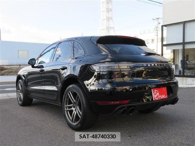 Porsche MACAN 2019-09 216232-5