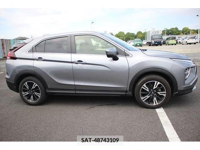 Mitsubishi ECLIPSE CROSS 2022-03 267892-10