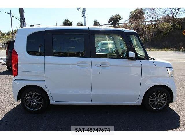 Honda N BOX 2022-01 220420-8