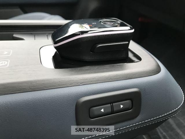 Nissan Ariya 2023-03 387379-20