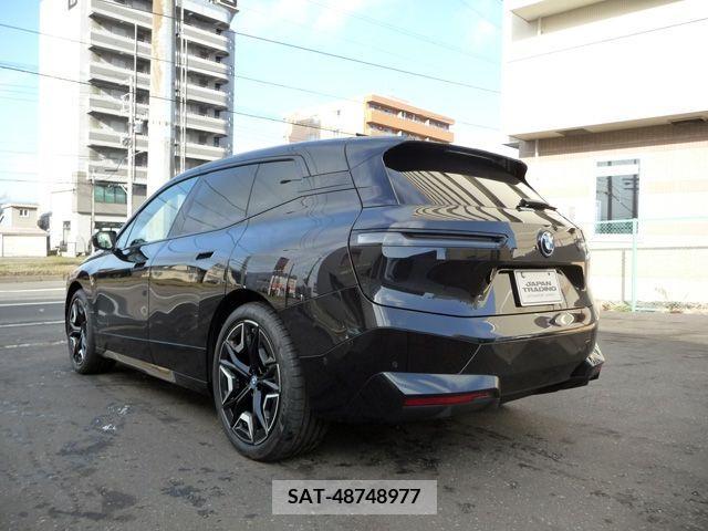 Bmw IX 2022-05 262570-2