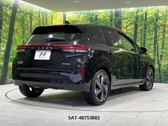 Nissan AURA 2023-06 208423-17