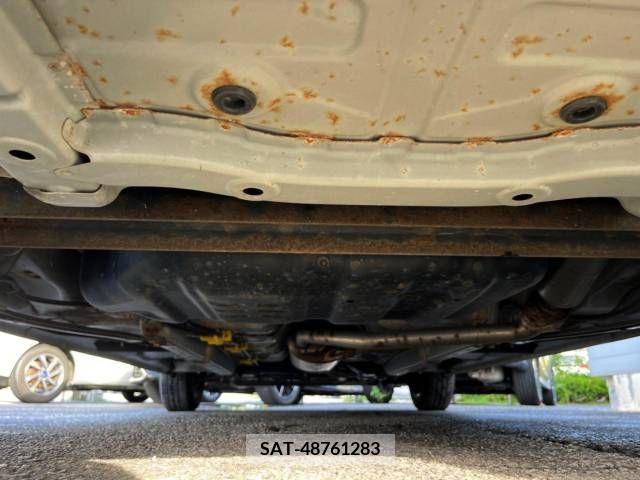 Toyota Pixis Mega 2019-01 330301-17
