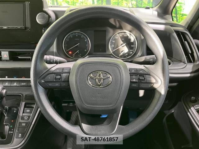 Toyota NOAH 2023-04 204474-12