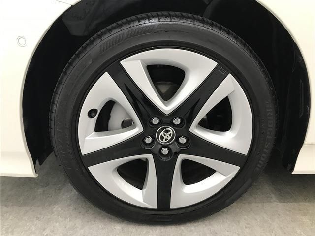 Toyota PRIUS PHV 2017-08 3661-7