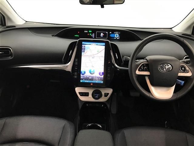 Toyota PRIUS PHV 2017-08 3661-9