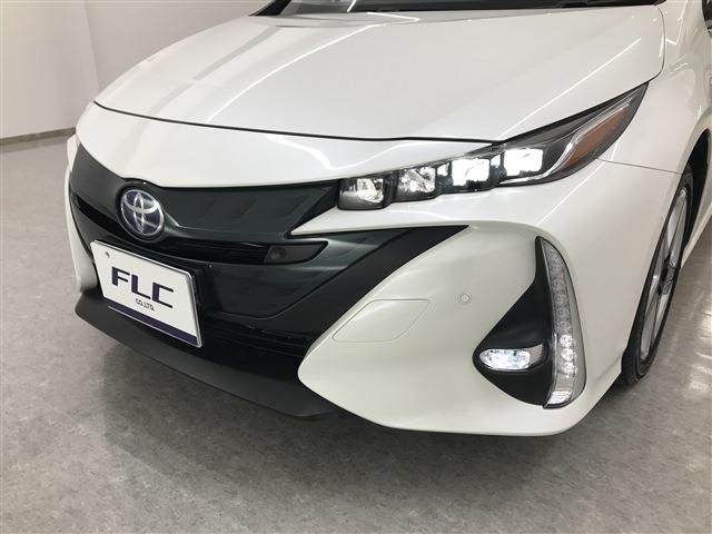 Toyota PRIUS PHV 2017-08 3661-5