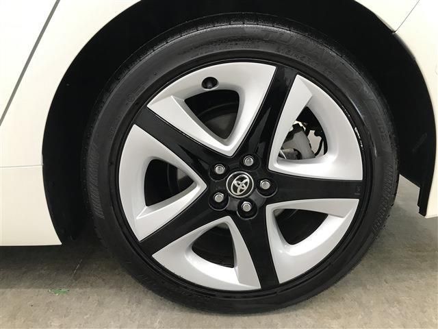 Toyota PRIUS PHV 2017-08 3661-8