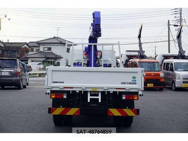 Mitsubishi CANTER 2023-11 333530-3
