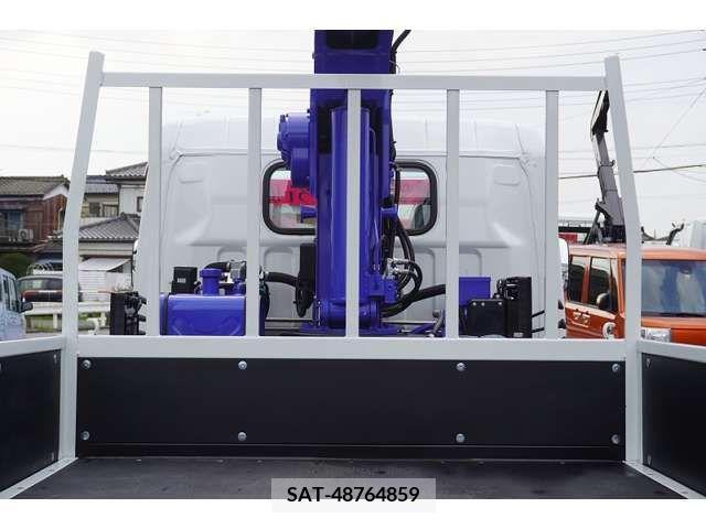 Mitsubishi CANTER 2023-11 333530-15