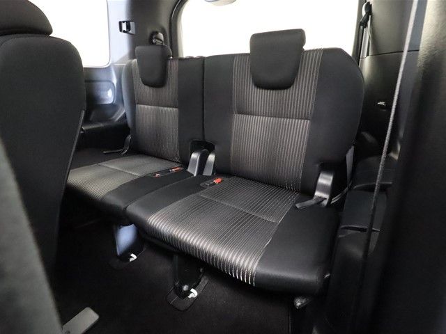 Toyota VOXY 2021-03 28272-7