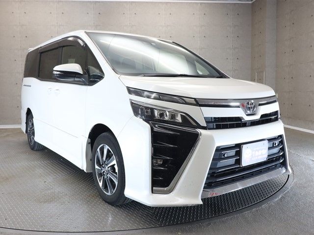 Toyota VOXY 2021-03 28272-21