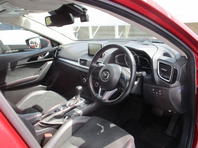Mazda AXELA SPORT 2015-02 2803-1