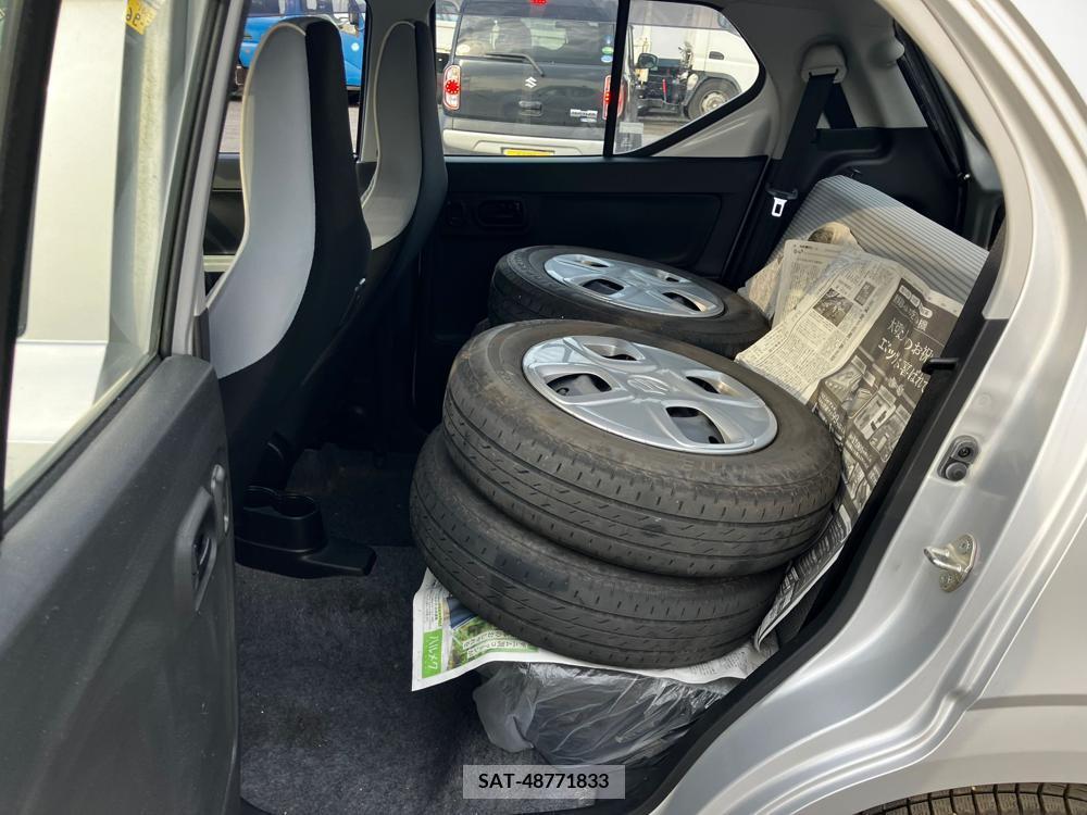 Suzuki ALTO 2017-04 297689-19
