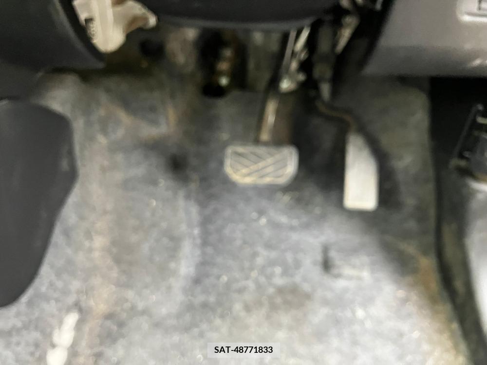 Suzuki ALTO 2017-04 297689-28