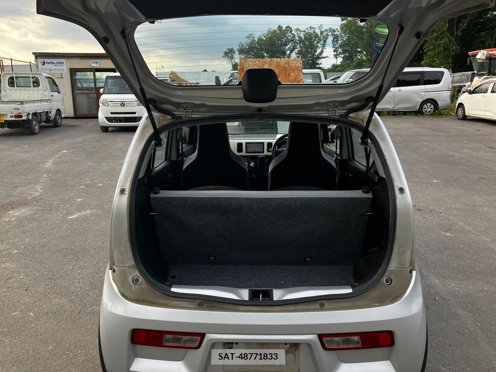 Suzuki ALTO 2017-04 297689-37