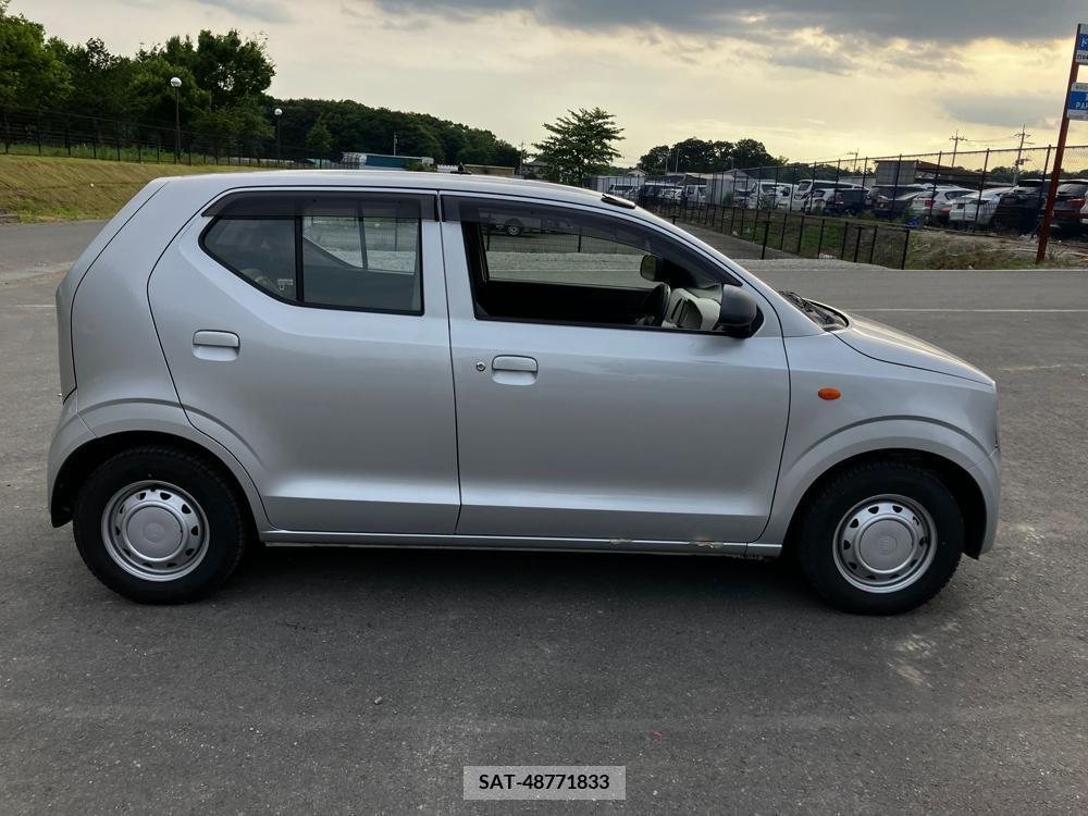 Suzuki ALTO 2017-04 297689-5
