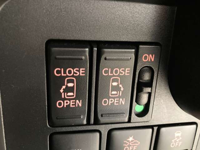 Toyota ROOMY 2017-03 12114-19
