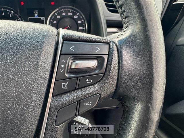 Toyota VELLFIRE 2017-08 212167-26