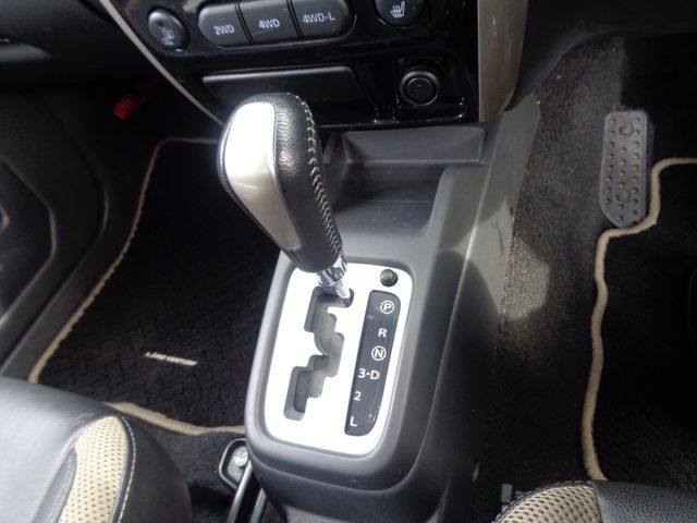 Suzuki JIMNY 2015-02 195988-21