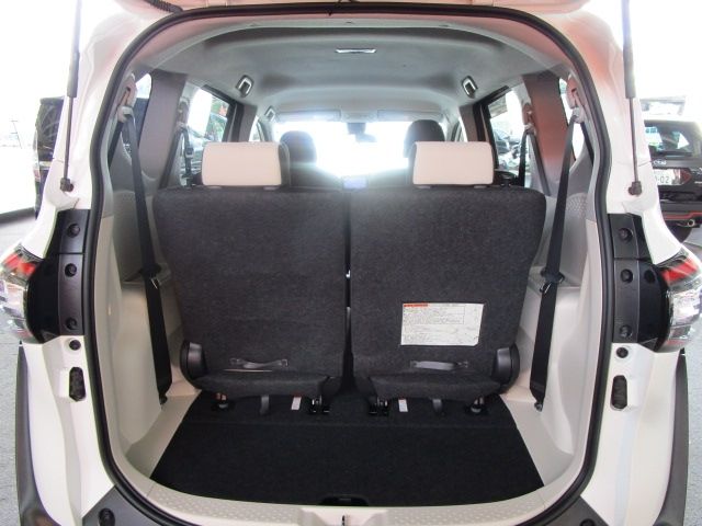 Toyota SIENTA 2017-09 22234-7