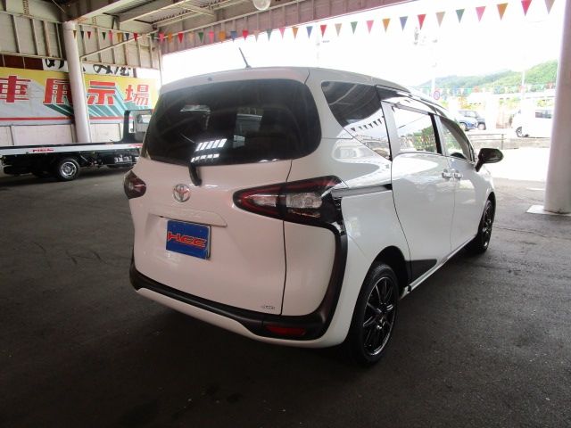Toyota SIENTA 2017-09 22234-2