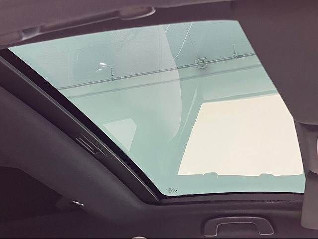 Honda VEZEL 2021-05 182227-5