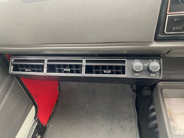 Nissan SUNNY TRUCK 1990-11 188840-17