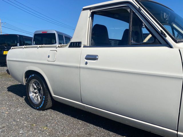 Nissan SUNNY TRUCK 1990-11 188840-9